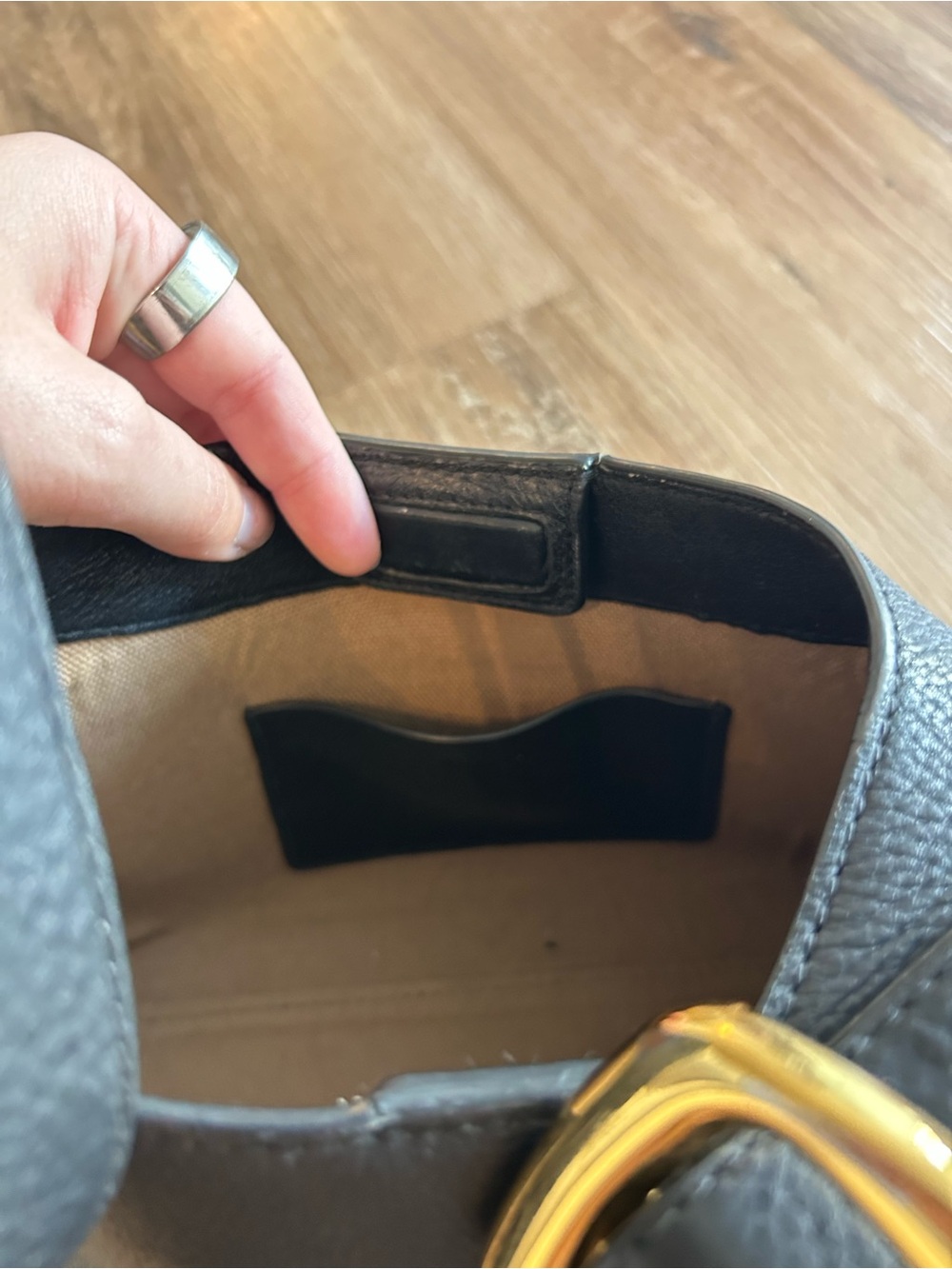 Madewell The Sculptural-Buckle Shoulder Bag in black - Picture 9 of 9